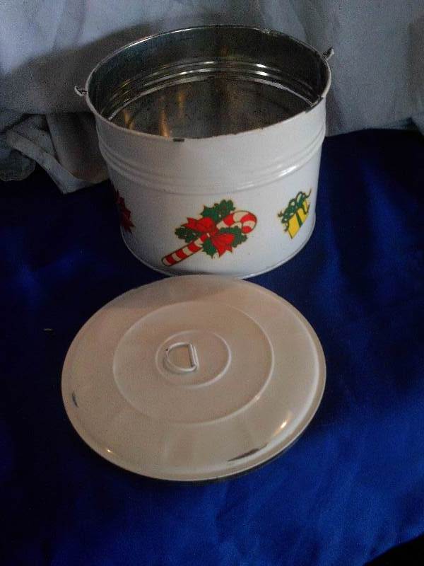 vintage tiny tins tin