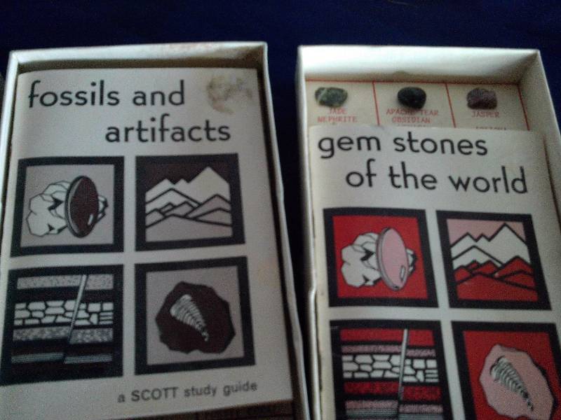 artifacts gems,fossils,wood