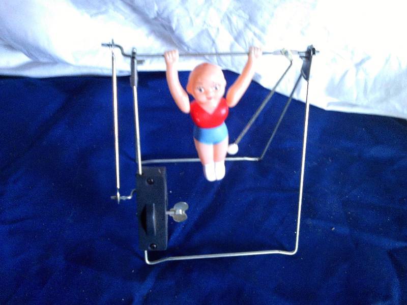 Vintage wind up work out