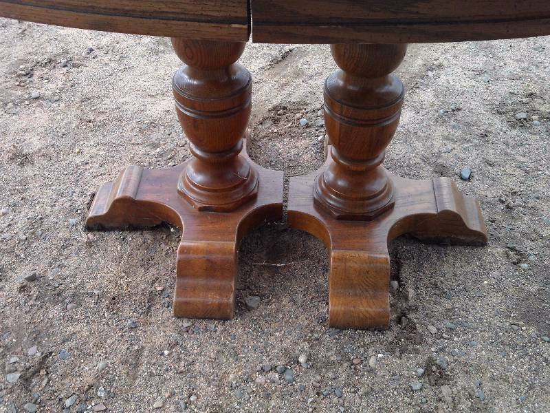 oak dining room table