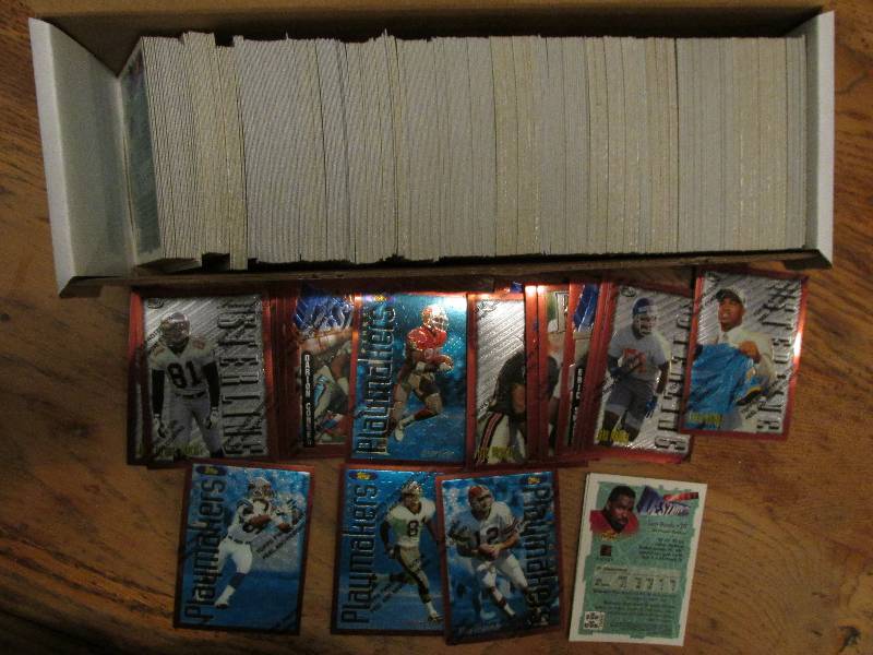 Box of 1996 Topps Finest football c...