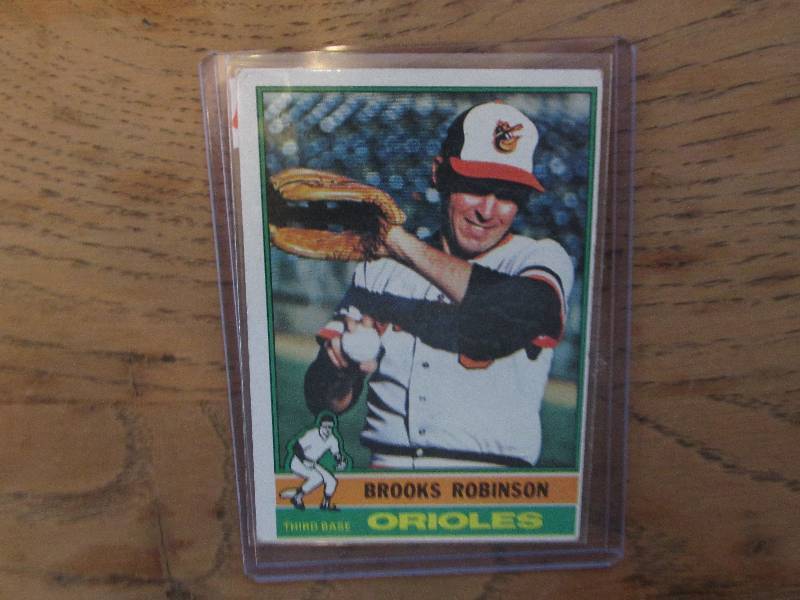 1976 Toppe Brooks Robinson card...
