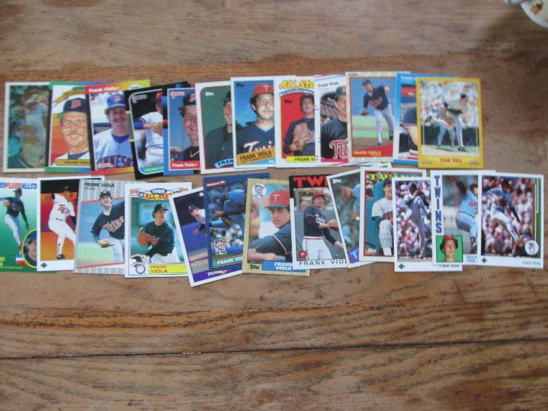 25 Frank Viola cards...
