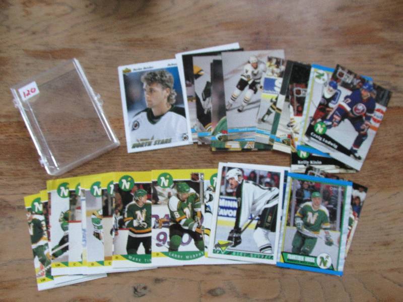 Lot of Minnesota Northstars cards...
