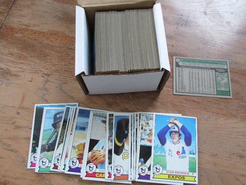 Box of 1979 Topps baseball cards...