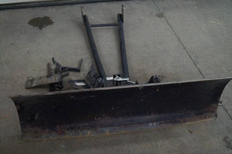 4  Wheeler Blade