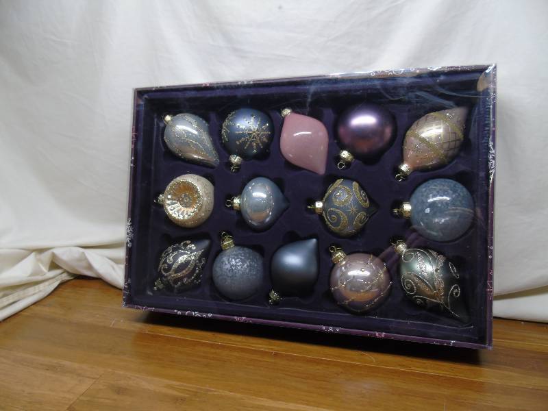 Kirkland Hand-Decorated Glass Ornaments 14-piece