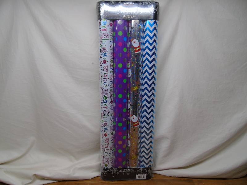 Kirkland Signature Luxury Christmas Wrap 4 rolls 180 Sq. Ft. Total