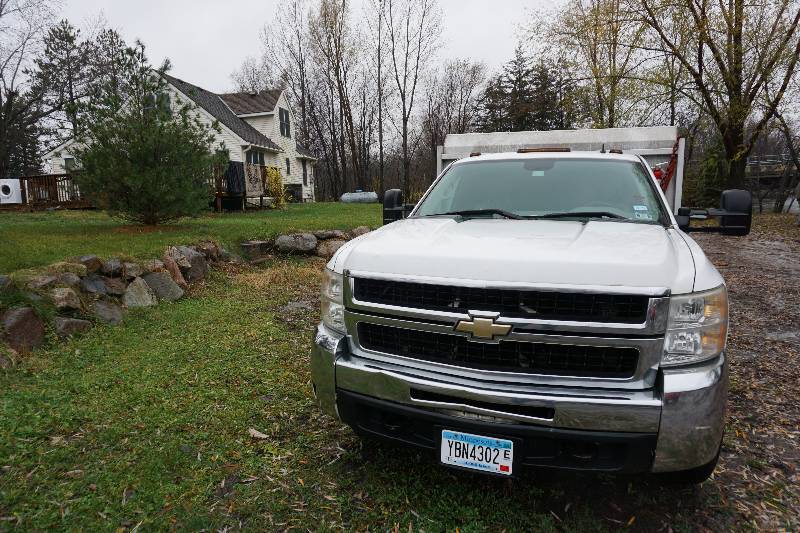 lot 1 image: 2008 Chevrolet 3500 HD Duramax Dump Truck