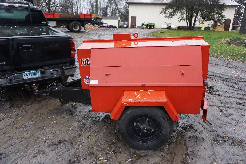 lot 7 image: Gordon Smith & Company 100 CFM Gas Powered Air Compressor