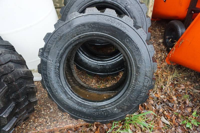 lot 19 image: Set of 4 - Superior Tire Bobcat Skid Loader Skid Steer Tires