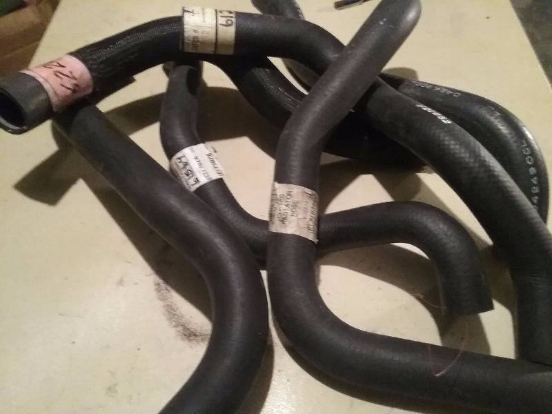 1 14 - 1 58 Curved Radiator Hoses