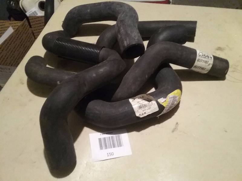 1 12 - 1 34 Diameter curved Radiator Hoses