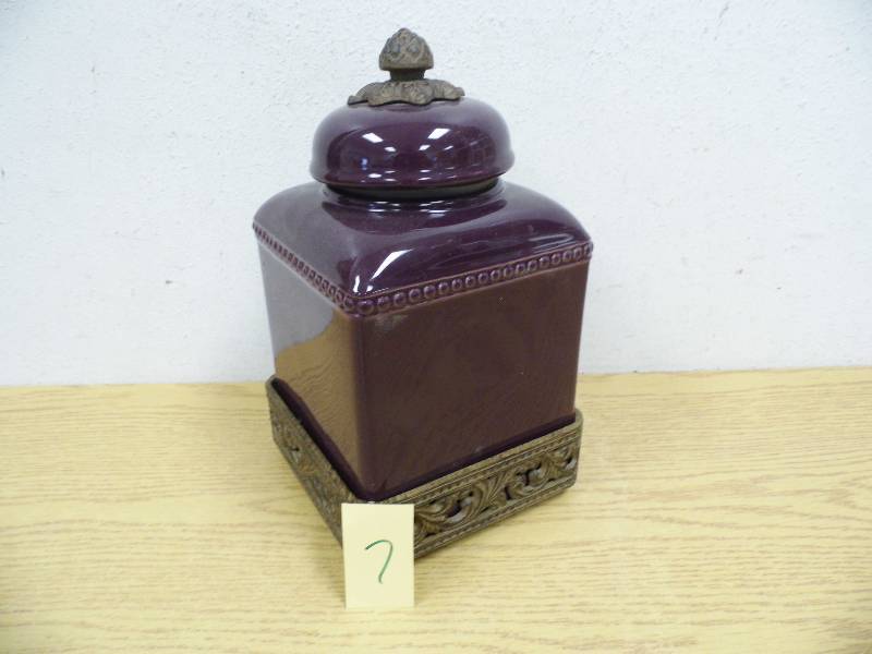 Purple Canister wlid and stand