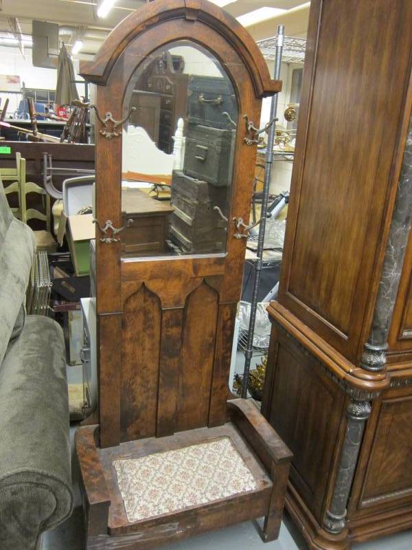 Bench with Mirror and Coat Rack
