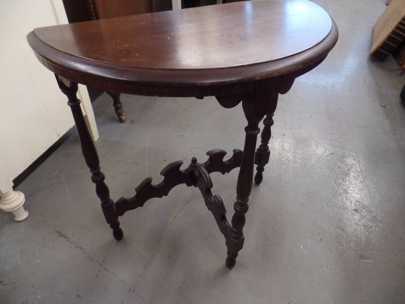 Half-Moon Table