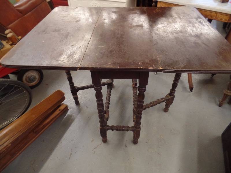 Drop-Leaf Table