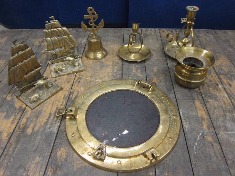 Brass Decorative Items