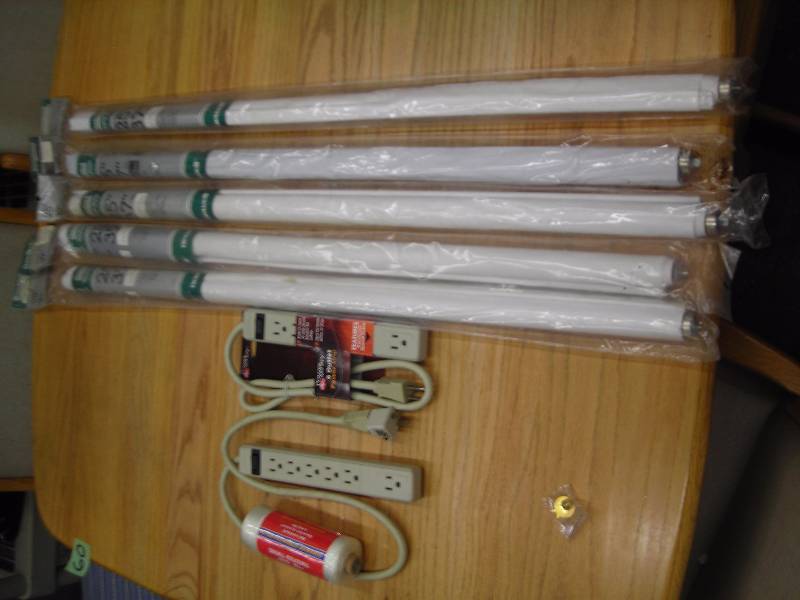 5- New Window Shades 25 x 37