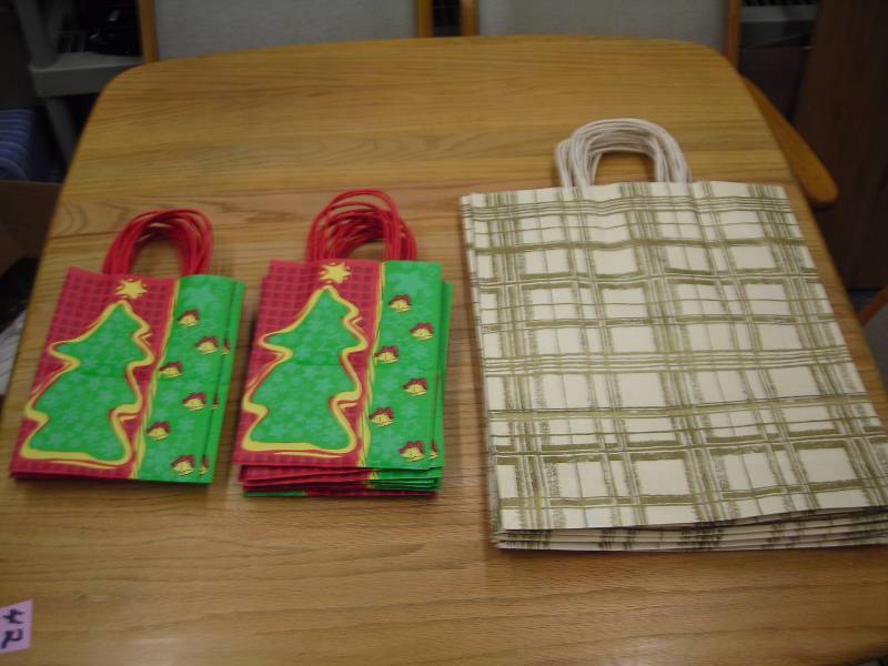 Lot Of New Gift Bags (19 Small Tree & 12 Large Gold Plaid)