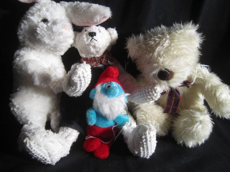 Stuffed Animals - Gund White Bunny, Papa Smurf, Gund Bear, Collectible Bear