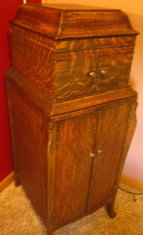 Antique Oak Victrola with Records.