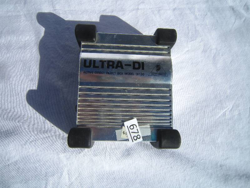 Ultra DI Active Direct Box.