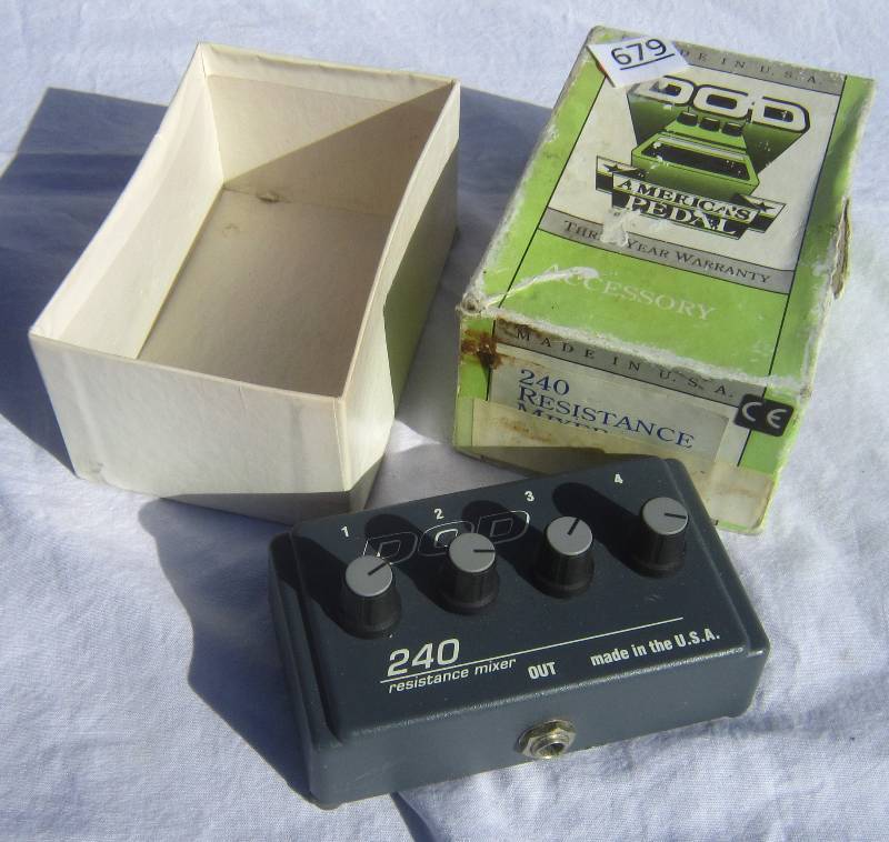 DOD 4 to 1 14 guitar pedal with volume control.