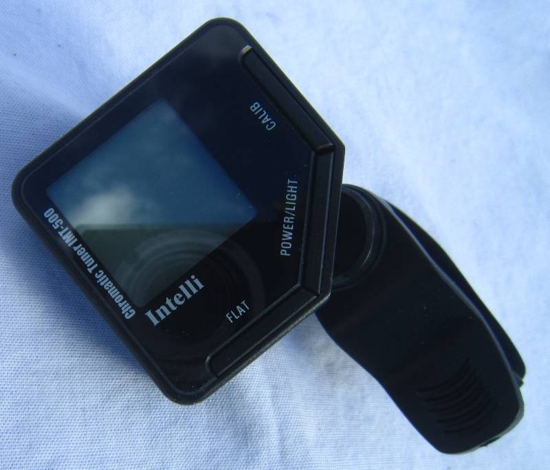 IMT-500 Intelli Chromatic Clip on Tuner.