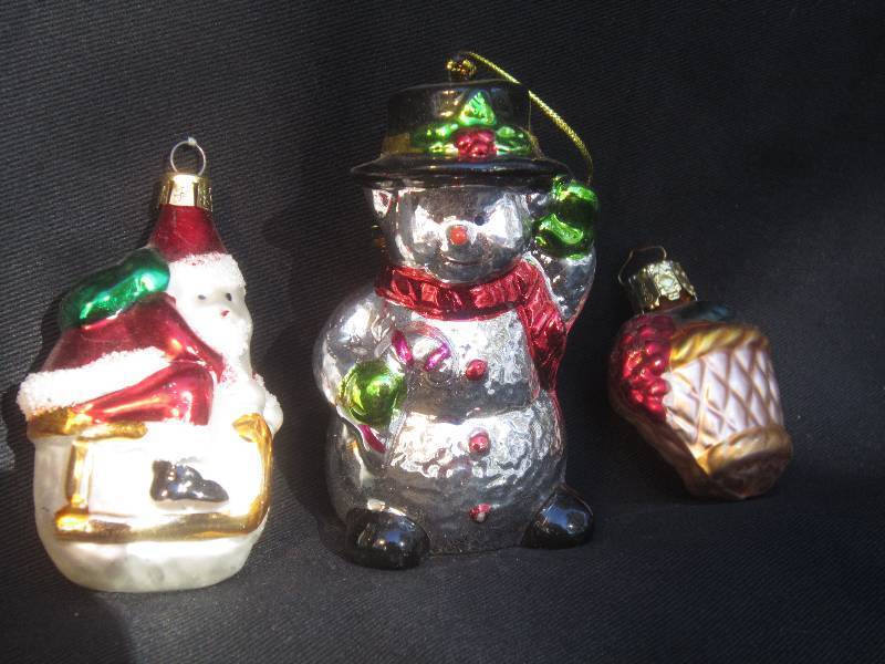 NEW 2 Blown Glass Christmas Ornaments and 1 Snowman Bell