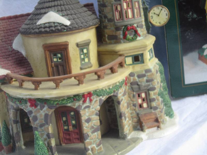 Collectible Christmas Lighted House - Heartland Valley Village - Cottage with Clock