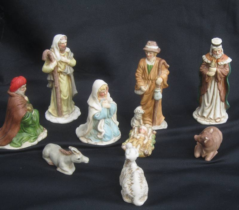 9 Piece Nativity Set