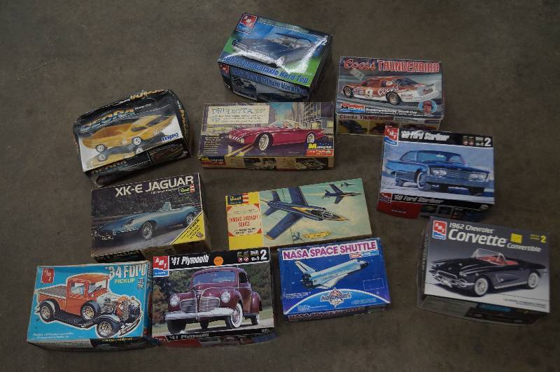Vintage Model Car Kits