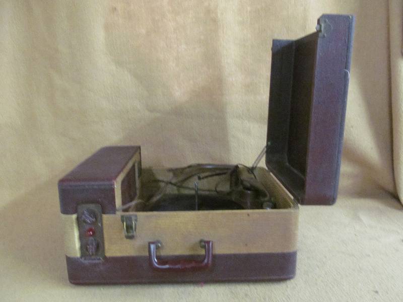 Phonograph