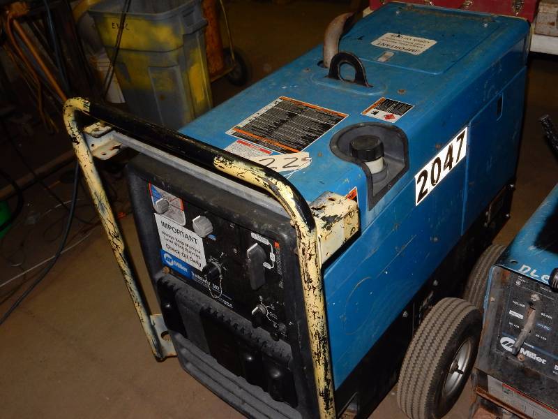 lot 22 image: Miller, Trailblazer, 302 Generator