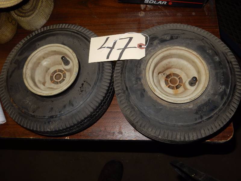 lot 47 image: Deli Tires.. 4.103.50-4