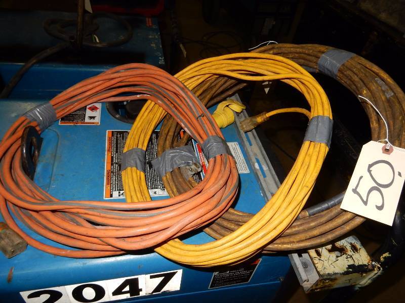 lot 50 image: 3, 50 Ft cords