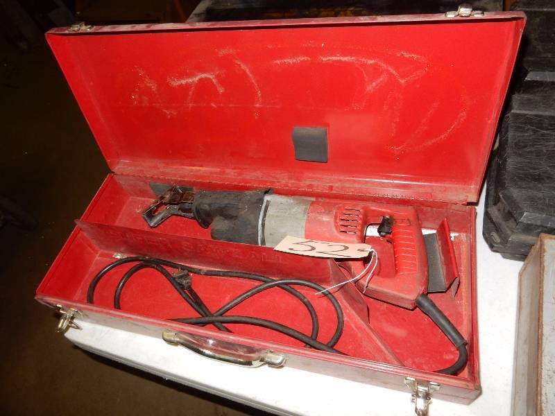 lot 52 image: Milwaukee Super Sawzall, Tested and Works
