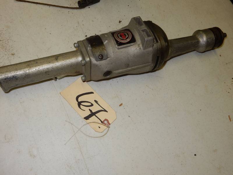 lot 67 image: Black and Decker, 4271 Portable Grinder