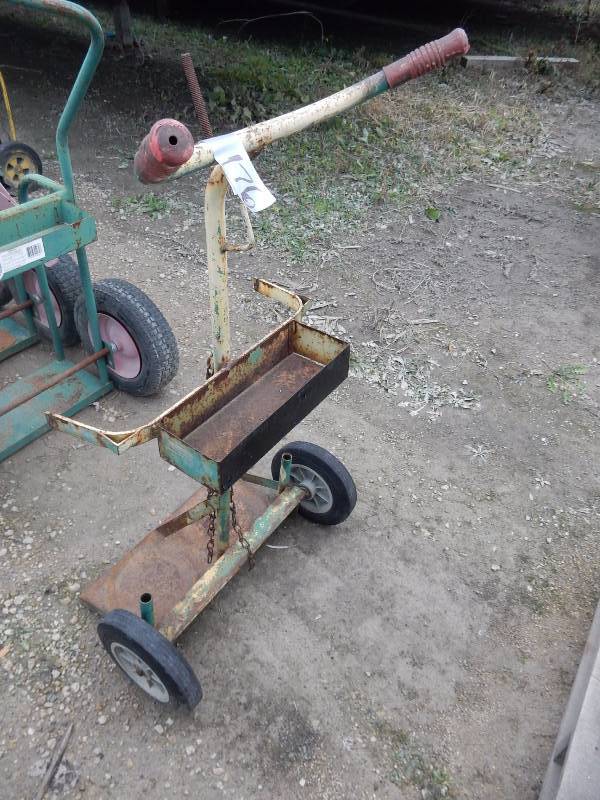 lot 176 image: 2 tank upright cart