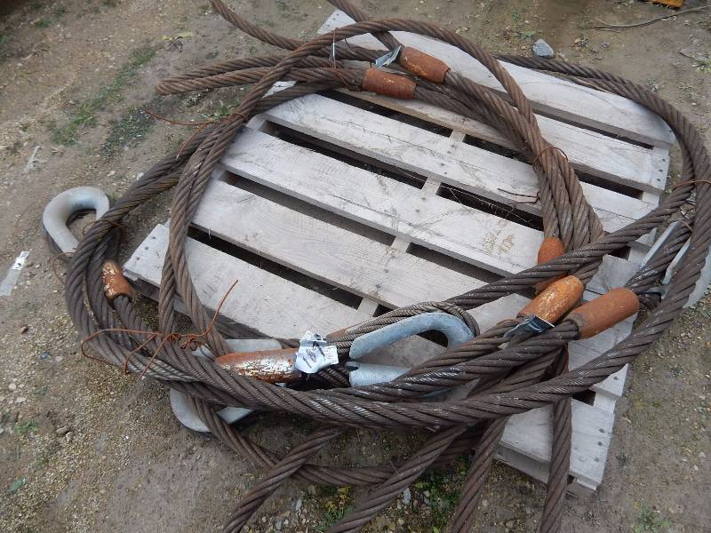 lot 189 image: Olsen Chain and Cable co.  20 ft 28,000 lb choker Cable