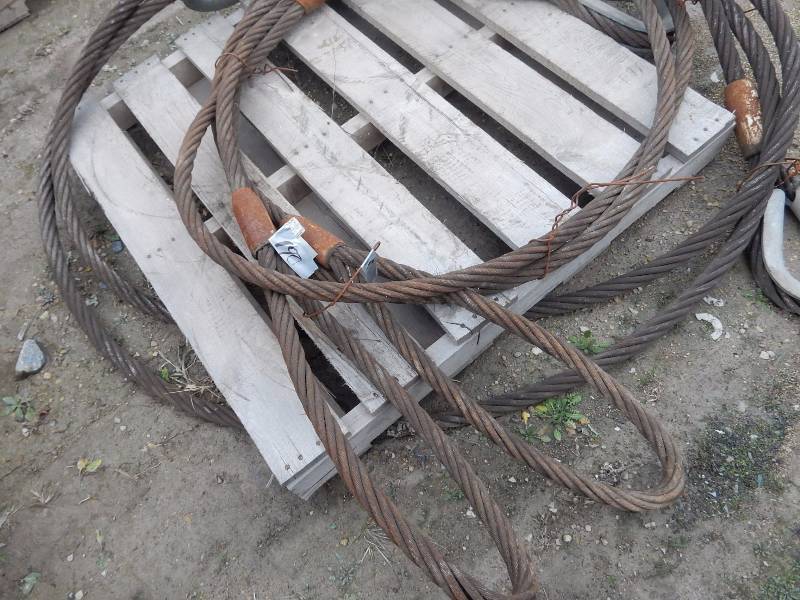 lot 190 image: Olsen Chain and Cable co.  20 ft 24,000 lb choker cable