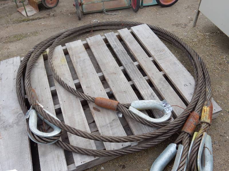 lot 195 image: Olsen Chain and Cable Co.. 30 ft, 28000 lb choker cable