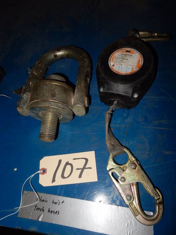 lot 107 image: 16 ft lifeline Retractable.. 3m  Model MS-16 Crosby Hoist Ring  15,000 lbs