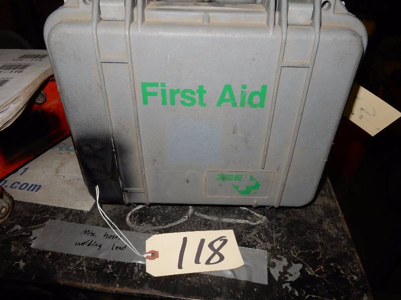 lot 118 image: First Aid Kit