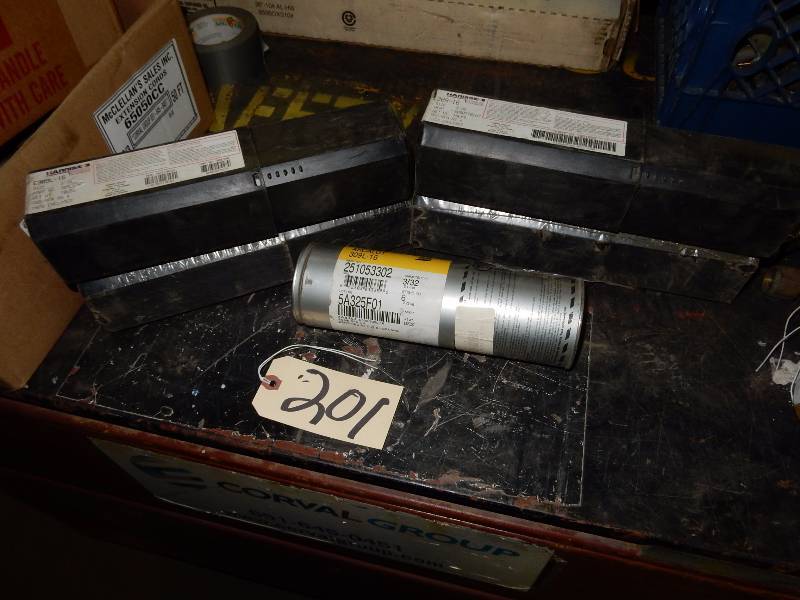 lot 201 image: Welding Rods.. 1 Full, 1 partial 308L - 16  1 Full, 2 Partial, 309L - 16