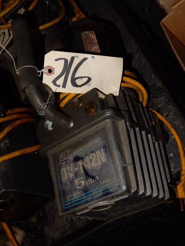 lot 216 image: J B Industries 5 CFM Fast Vac Pump  Tested and works