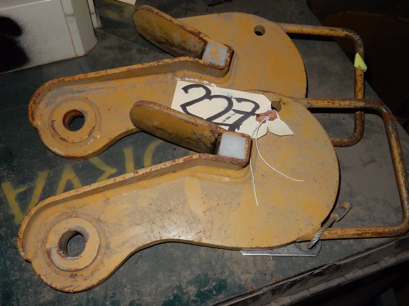 lot 227 image: 2, Very heavy Duty Hooks