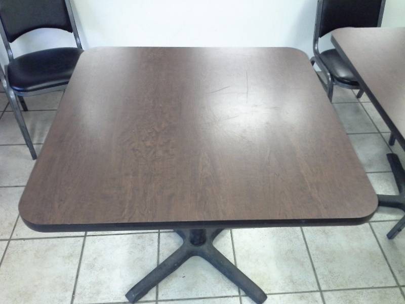 lot 3 image: Square Restaurant Table