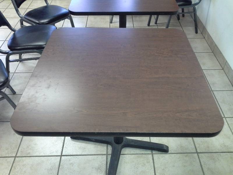 lot 4 image: Square Restaurant Table